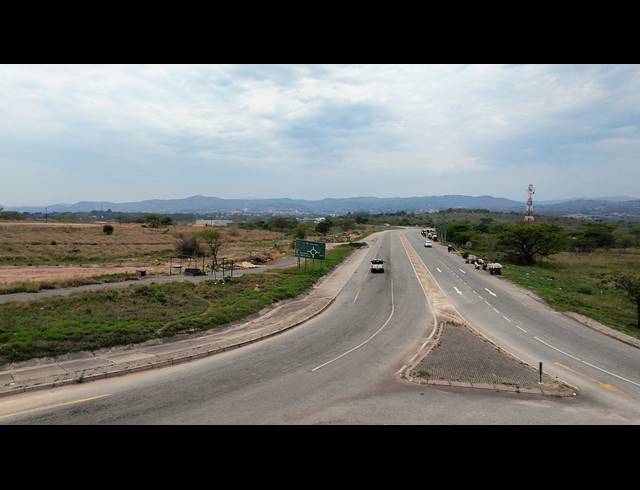 2,400M² VACANT LAND FOR SALE IN RIVERSIDE PARK